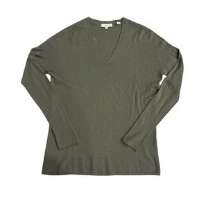 Vince Olive Green V-Neck Long Sleeve Knit Top Wool Blend Size XS